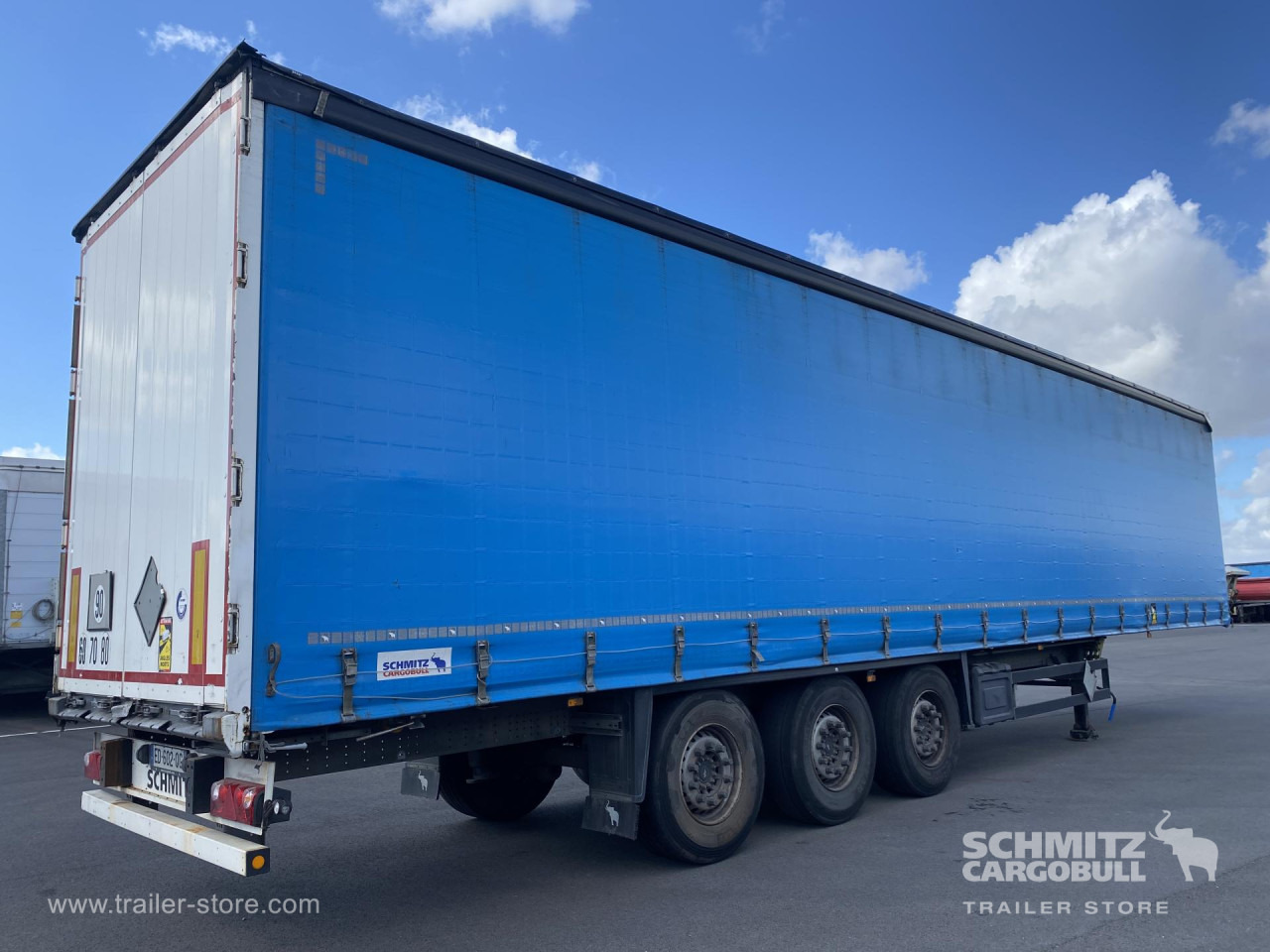 SCHMITZ Curtainsider Standard - Semi-trailer dengan terpal samping: gambar 4 SCHMITZ Curtainsider Standard - Semi-trailer dengan terpal samping: gambar 4
