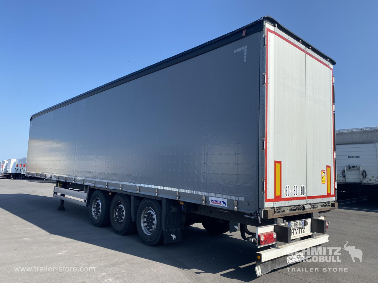 SCHMITZ Curtainsider Standard - Semi-trailer dengan terpal samping: gambar 5 SCHMITZ Curtainsider Standard - Semi-trailer dengan terpal samping: gambar 5
