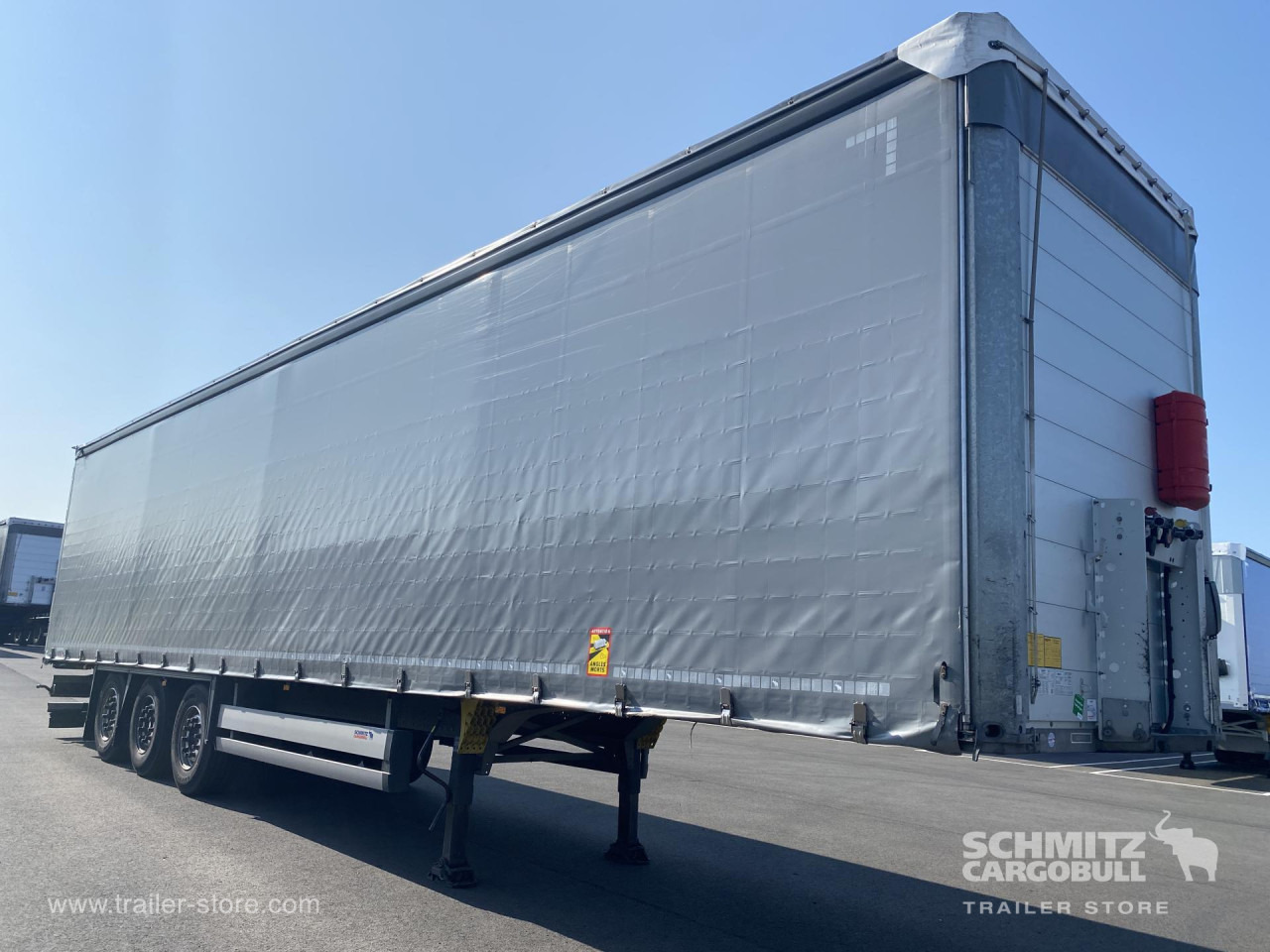SCHMITZ Curtainsider Standard - Semi-trailer dengan terpal samping: gambar 1 SCHMITZ Curtainsider Standard - Semi-trailer dengan terpal samping: gambar 1
