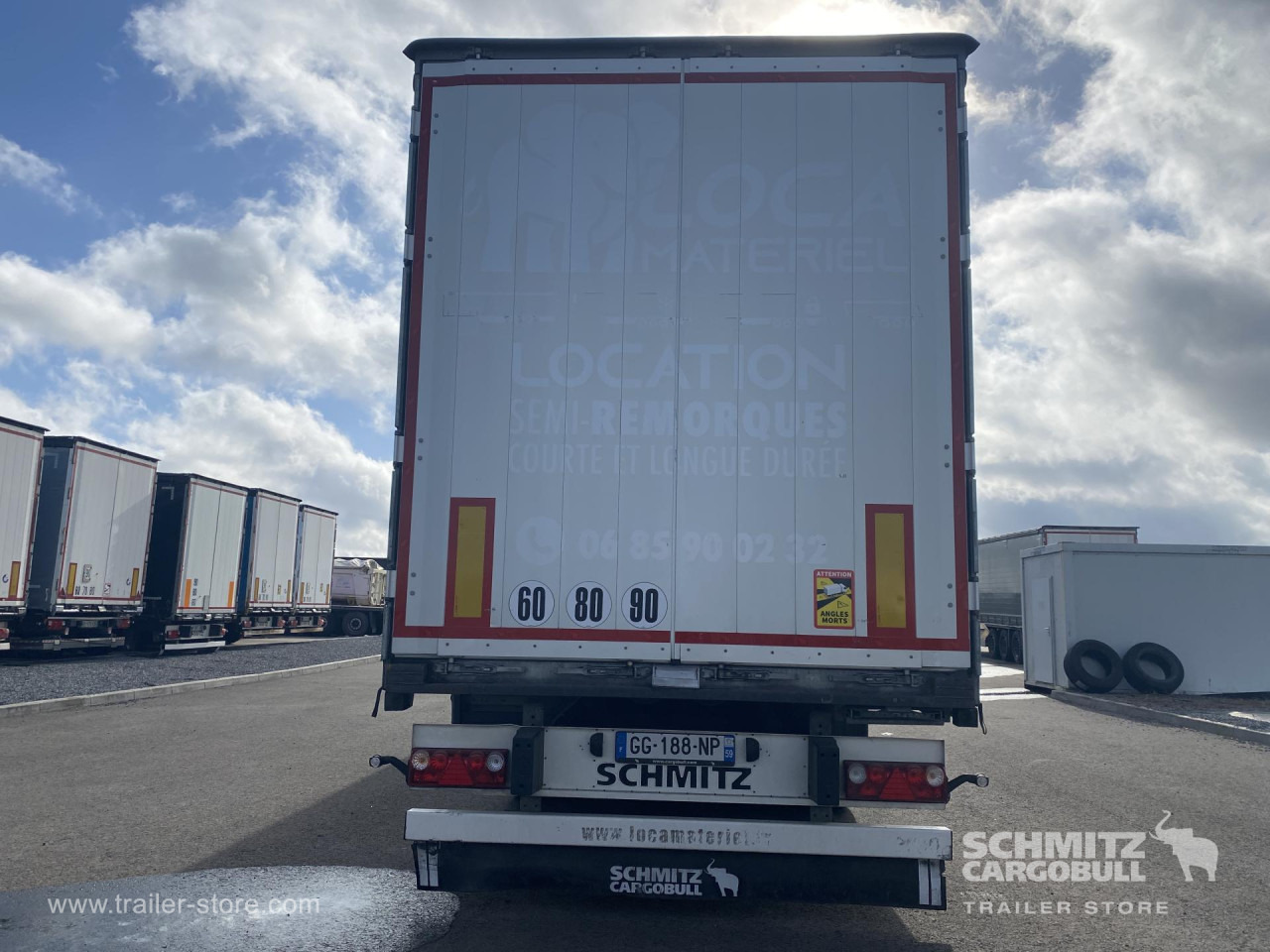 SCHMITZ Curtainsider Standard - Semi-trailer dengan terpal samping: gambar 5 SCHMITZ Curtainsider Standard - Semi-trailer dengan terpal samping: gambar 5
