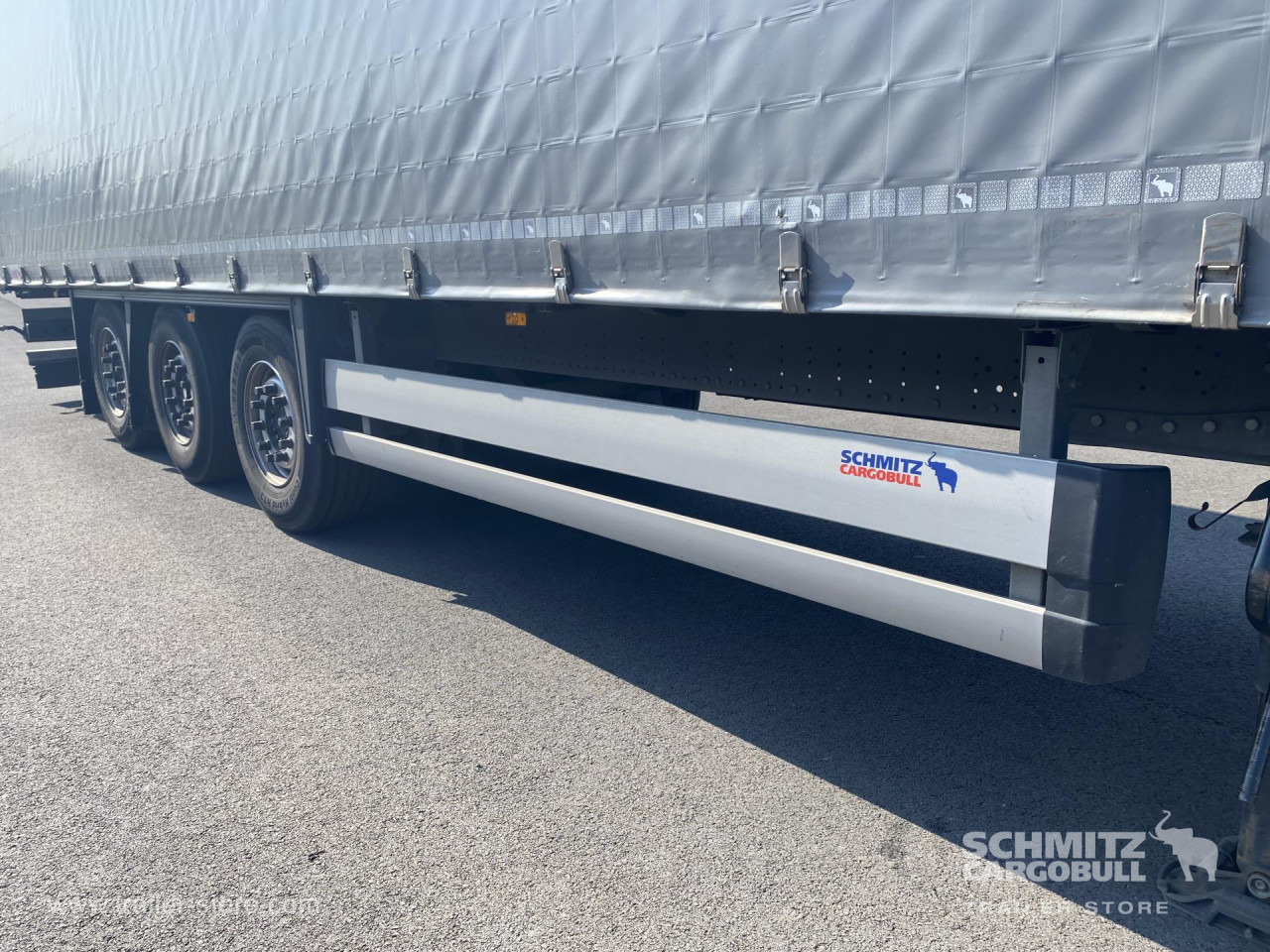 SCHMITZ Curtainsider Standard - Semi-trailer dengan terpal samping: gambar 3 SCHMITZ Curtainsider Standard - Semi-trailer dengan terpal samping: gambar 3