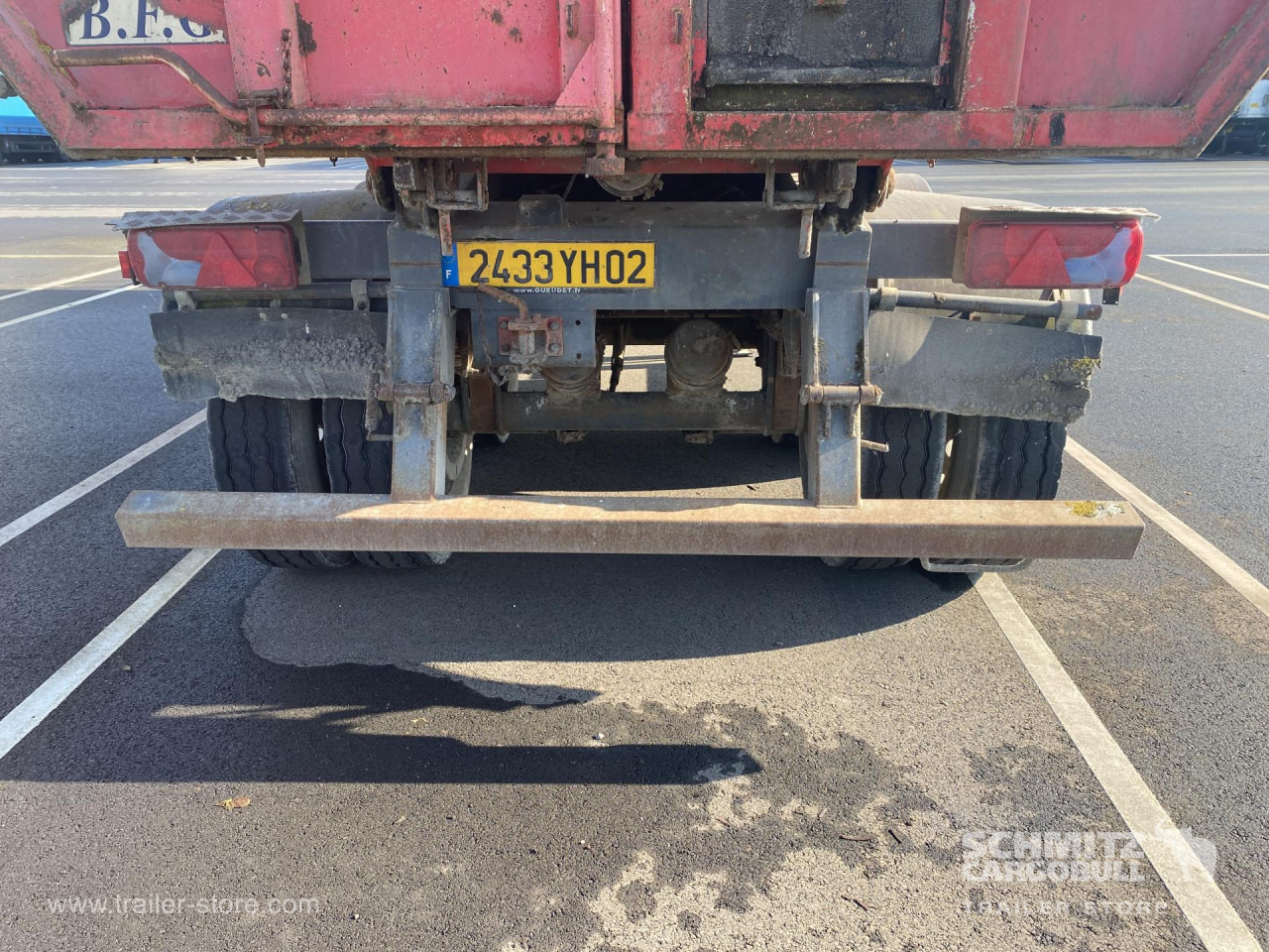 Tipper Steel half pipe body 91m³ - Semi-trailer jungkit: gambar 3 Tipper Steel half pipe body 91m³ - Semi-trailer jungkit: gambar 3