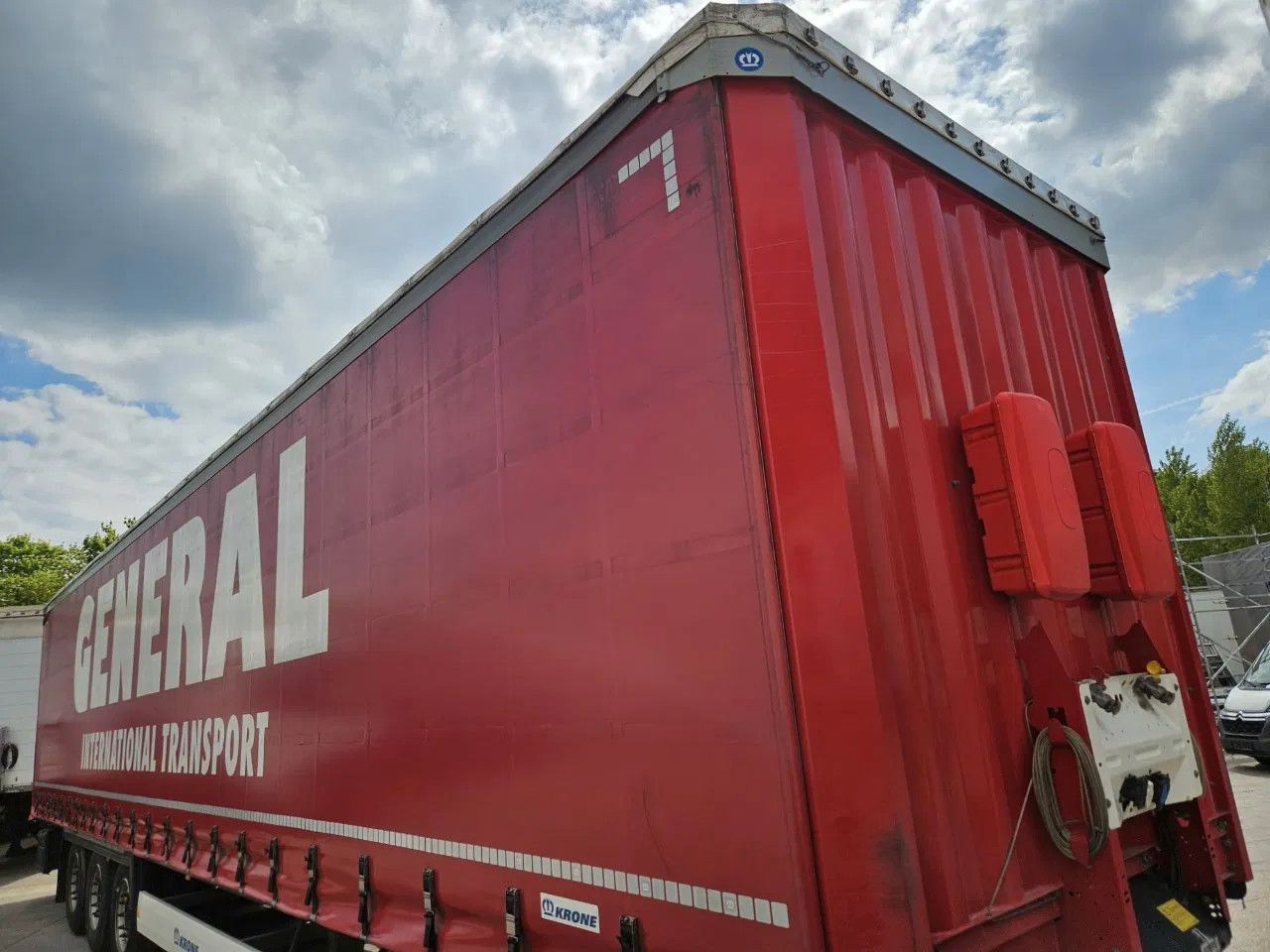 Krone SD XL Code, Lifting Axle A - Semi-trailer dengan terpal samping: gambar 2 Krone SD XL Code, Lifting Axle A - Semi-trailer dengan terpal samping: gambar 2