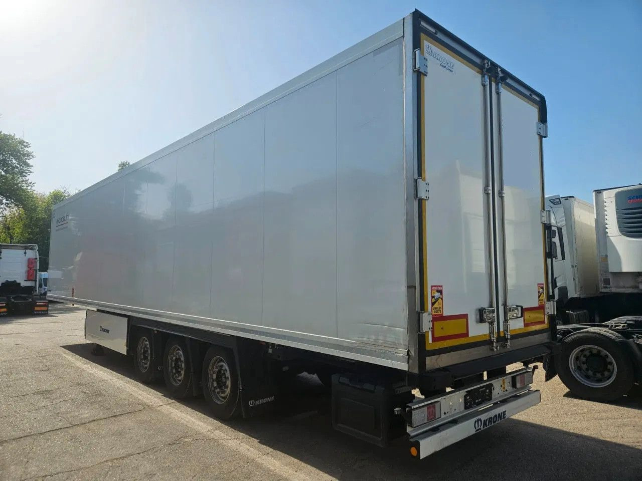 Krone SDR 27eL4-S - Frigo ThermoKing SLX300 - Lifting - Semi-trailer berpendingin: gambar 4 Krone SDR 27eL4-S - Frigo ThermoKing SLX300 - Lifting - Semi-trailer berpendingin: gambar 4