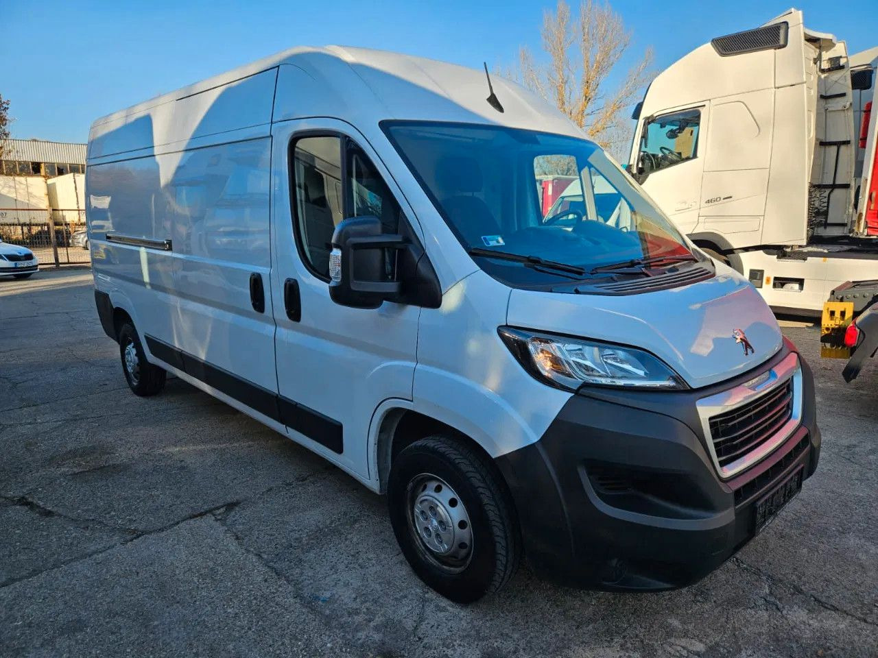 Peugeot Boxer Box 2.2 Premium FT 350 L3H2 Camera 2 units - Van box: gambar 2 Peugeot Boxer Box 2.2 Premium FT 350 L3H2 Camera 2 units - Van box: gambar 2