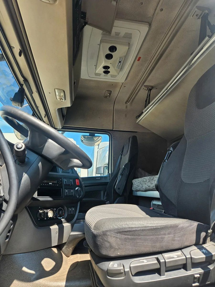 DAF XF 460 Mega Standklima Space Cab - Tractor head: gambar 5 DAF XF 460 Mega Standklima Space Cab - Tractor head: gambar 5