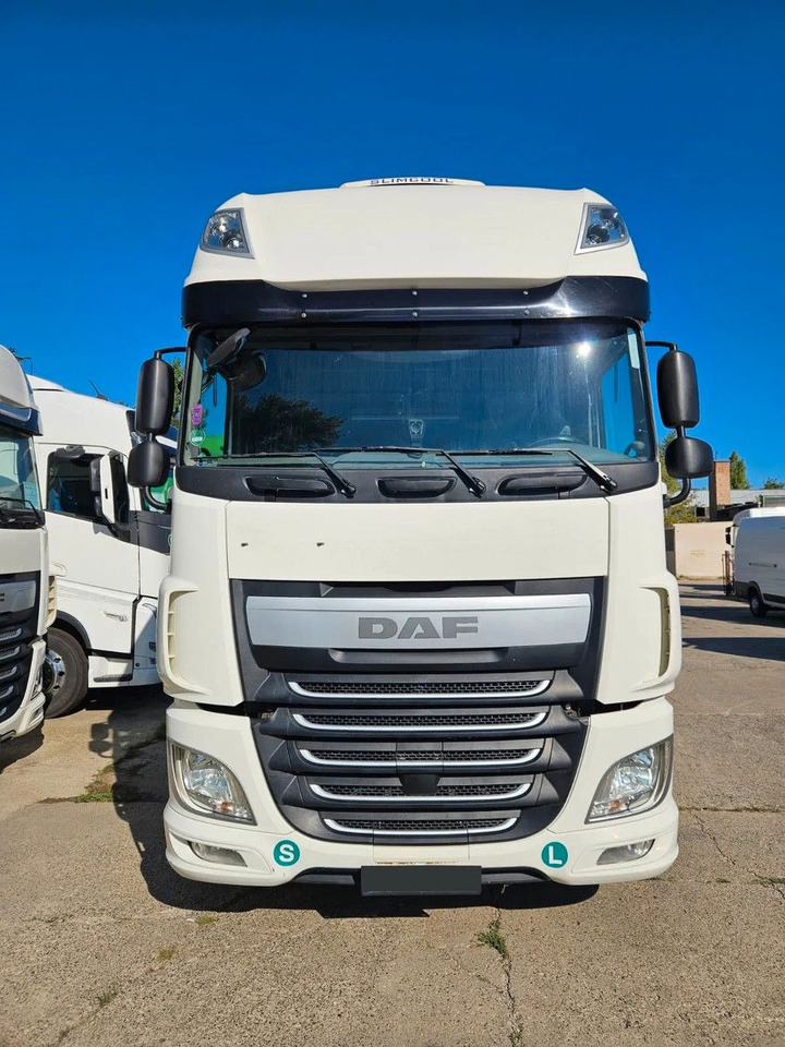 DAF XF 460 SSC Retarder Standklima - Tractor head: gambar 3 DAF XF 460 SSC Retarder Standklima - Tractor head: gambar 3