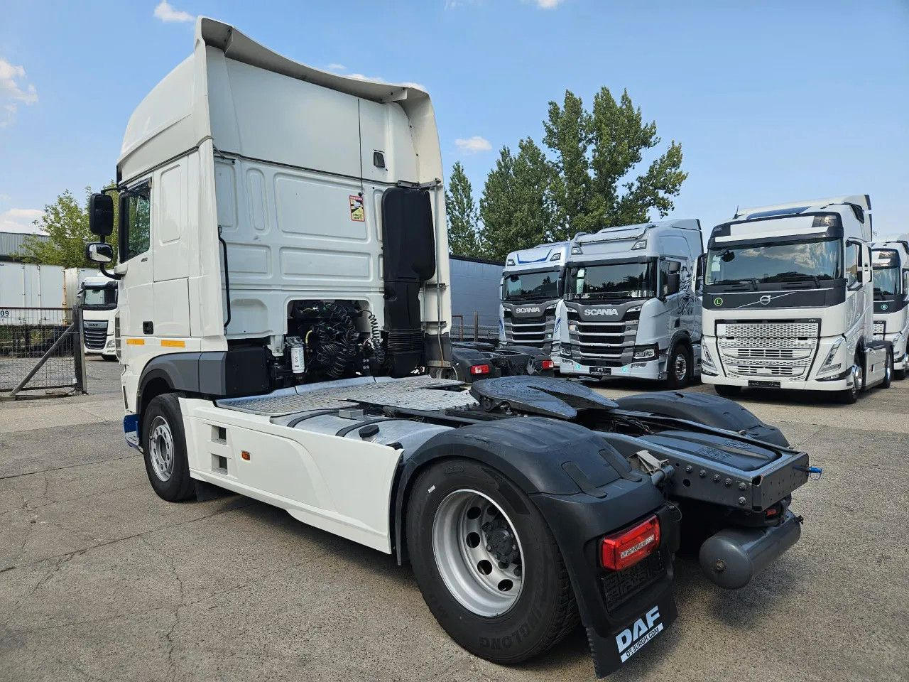 DAF XF 480 SSC Intarder Standklima Full Spoiler - Tractor head: gambar 4 DAF XF 480 SSC Intarder Standklima Full Spoiler - Tractor head: gambar 4