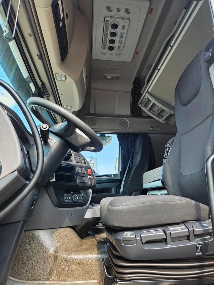 DAF XF 480 SSC-Standard-StandKlima-4 Units-4 new tir - Tractor head: gambar 5 DAF XF 480 SSC-Standard-StandKlima-4 Units-4 new tir - Tractor head: gambar 5