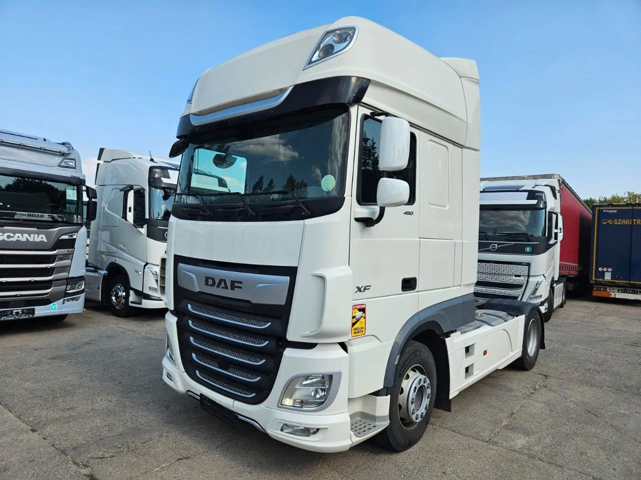 DAF XF 480 SSC-Standard-StandKlima-4 Units-4 new tir - Tractor head: gambar 1 DAF XF 480 SSC-Standard-StandKlima-4 Units-4 new tir - Tractor head: gambar 1