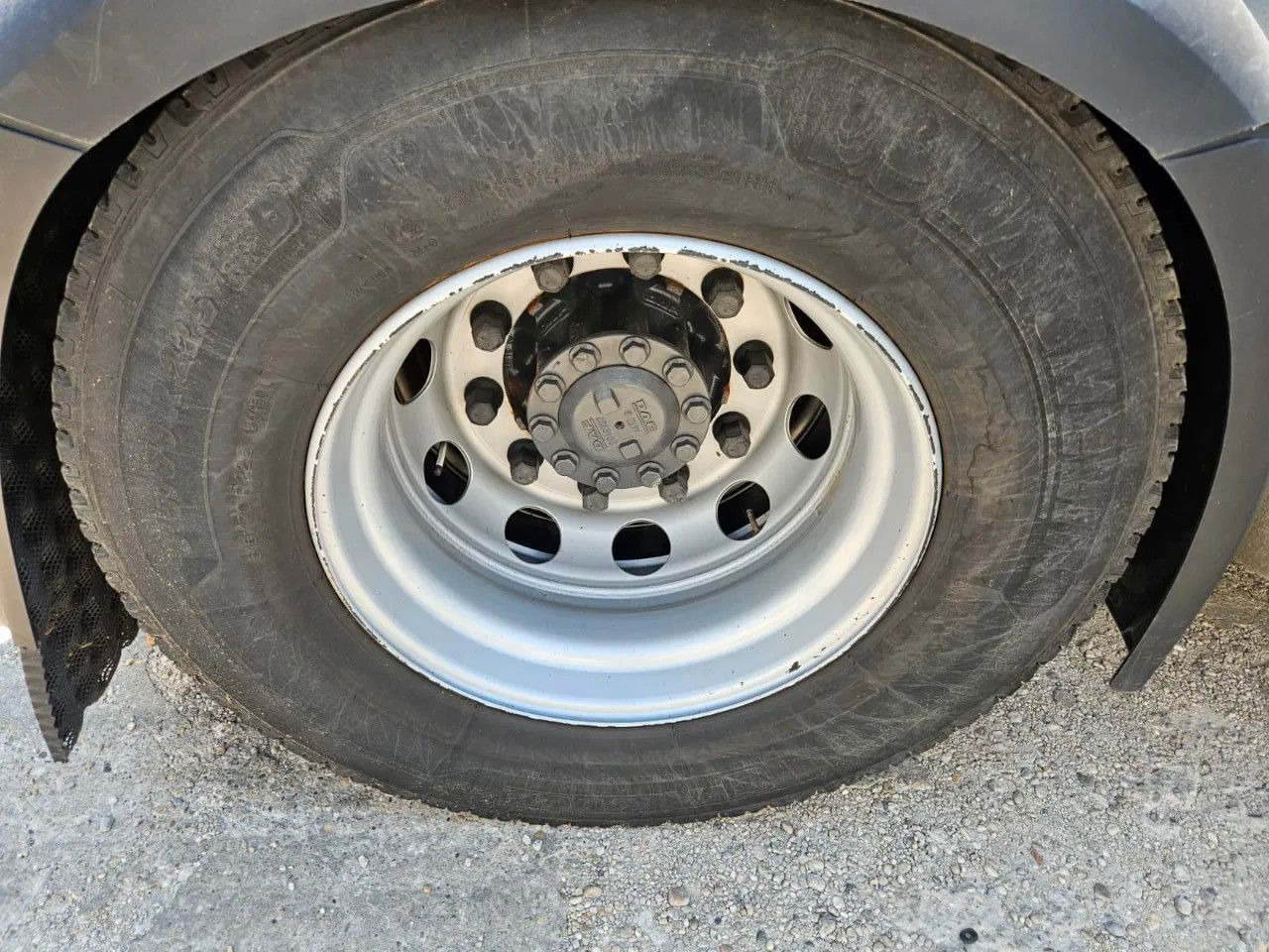 Tractor head DAF XF 480 SSC-Standard-StandKlima: gambar 15 Tractor head DAF XF 480 SSC-Standard-StandKlima: gambar 15