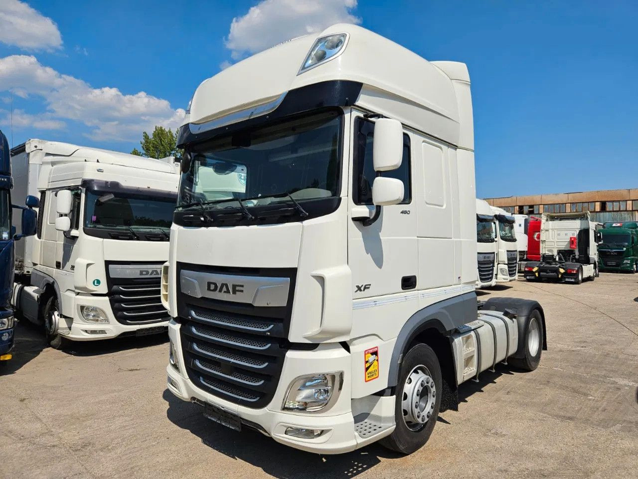 DAF XF 480 SSC-Standard-StandKlima - Tractor head: gambar 1 DAF XF 480 SSC-Standard-StandKlima - Tractor head: gambar 1