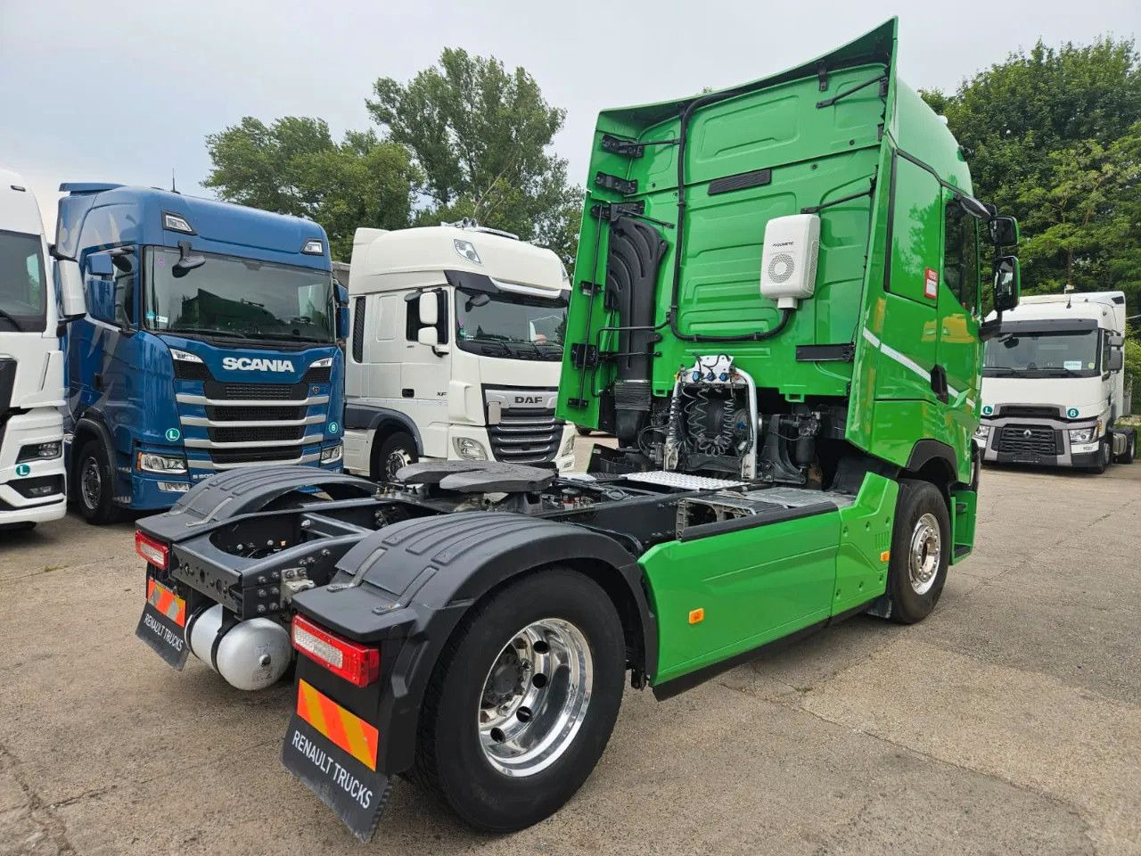 Renault T520 HSC, Navi, Standklima, Horns, Full Spoiler, - Tractor head: gambar 4 Renault T520 HSC, Navi, Standklima, Horns, Full Spoiler, - Tractor head: gambar 4