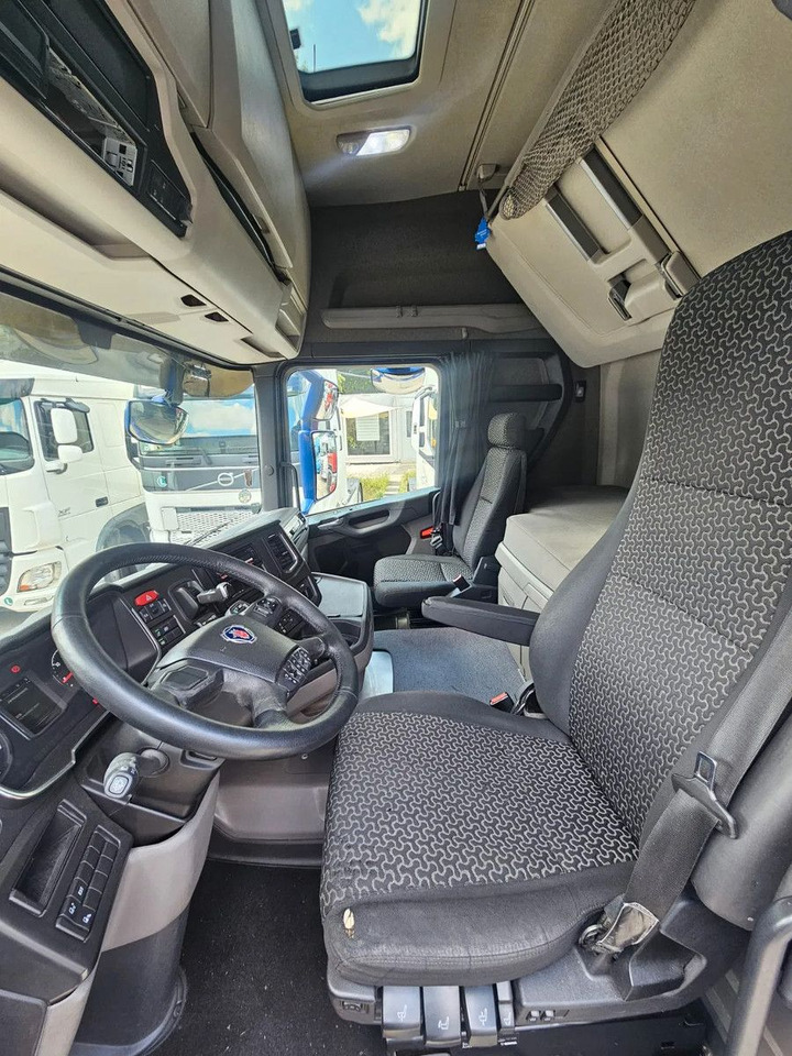 Scania R410 Standard - Full Spoiler - Retarder - Alloy - Tractor head: gambar 5 Scania R410 Standard - Full Spoiler - Retarder - Alloy - Tractor head: gambar 5