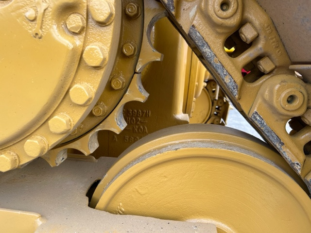 Bulldozer CATERPILLAR CAT D5H: gambar 8 Bulldozer CATERPILLAR CAT D5H: gambar 8