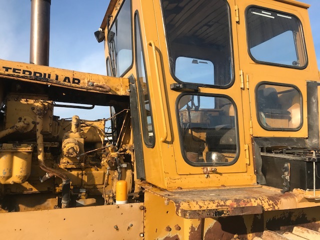 CATERPILLAR D9G mit Ripper - Bulldozer: gambar 4 CATERPILLAR D9G mit Ripper - Bulldozer: gambar 4