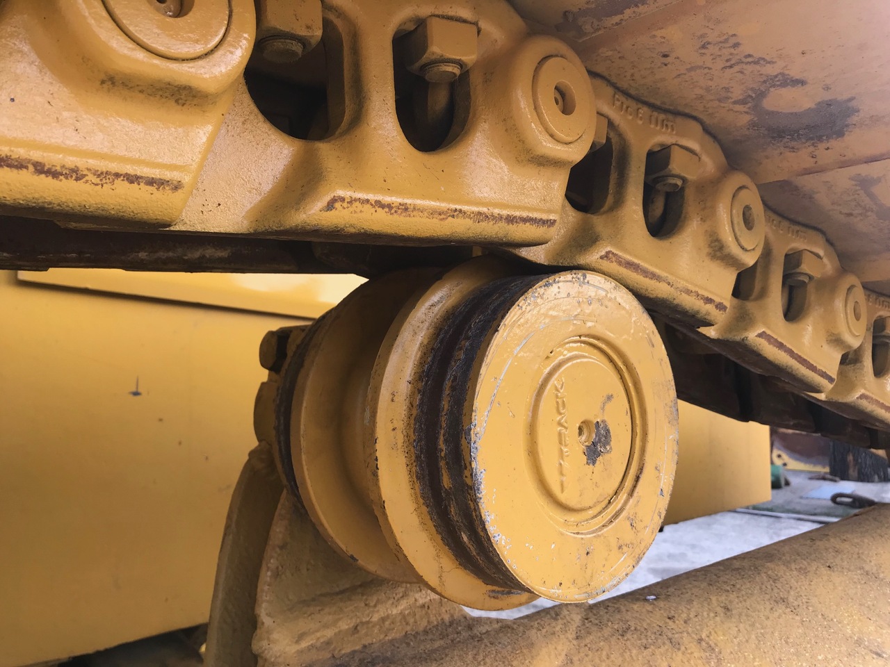 KOMATSU D65EX-12 mit Ripperventil - Bulldozer: gambar 3 KOMATSU D65EX-12 mit Ripperventil - Bulldozer: gambar 3