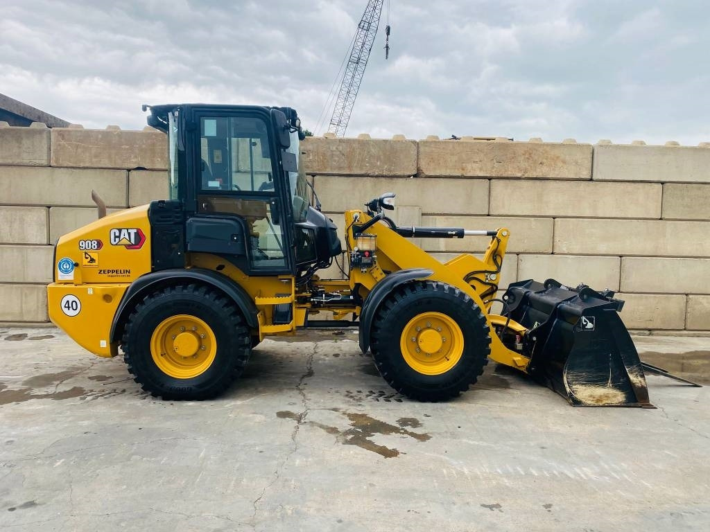 CAT 908-14a - Wheel loader: gambar 2 CAT 908-14a - Wheel loader: gambar 2