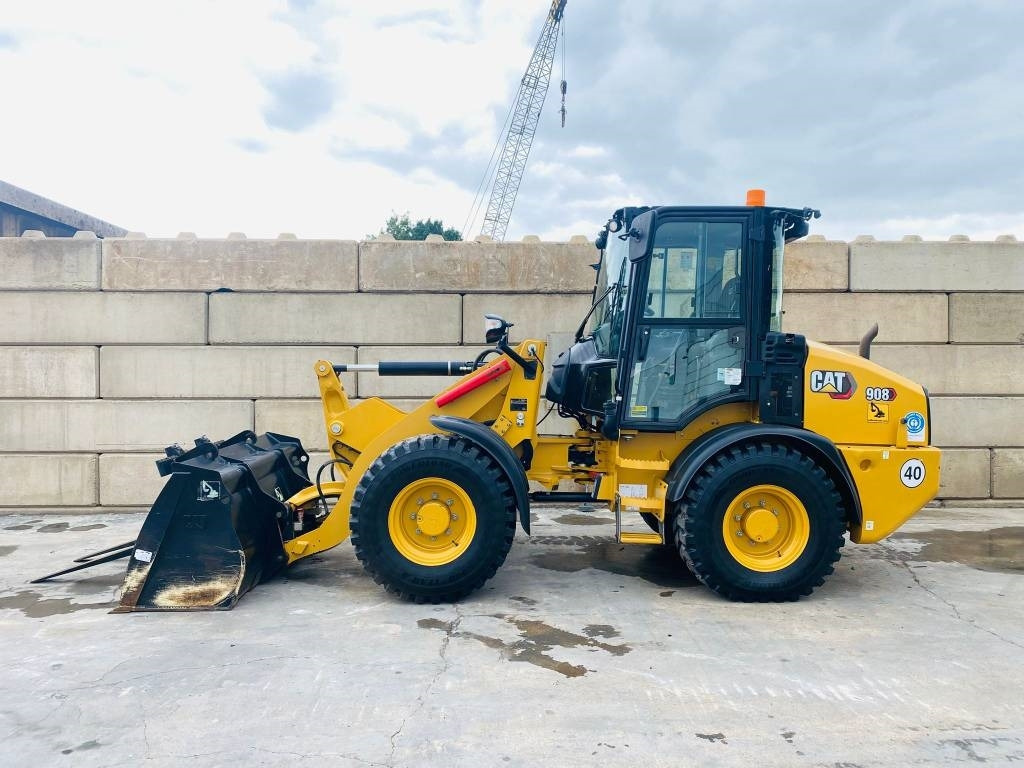 CAT 908-14a - Wheel loader: gambar 1 CAT 908-14a - Wheel loader: gambar 1