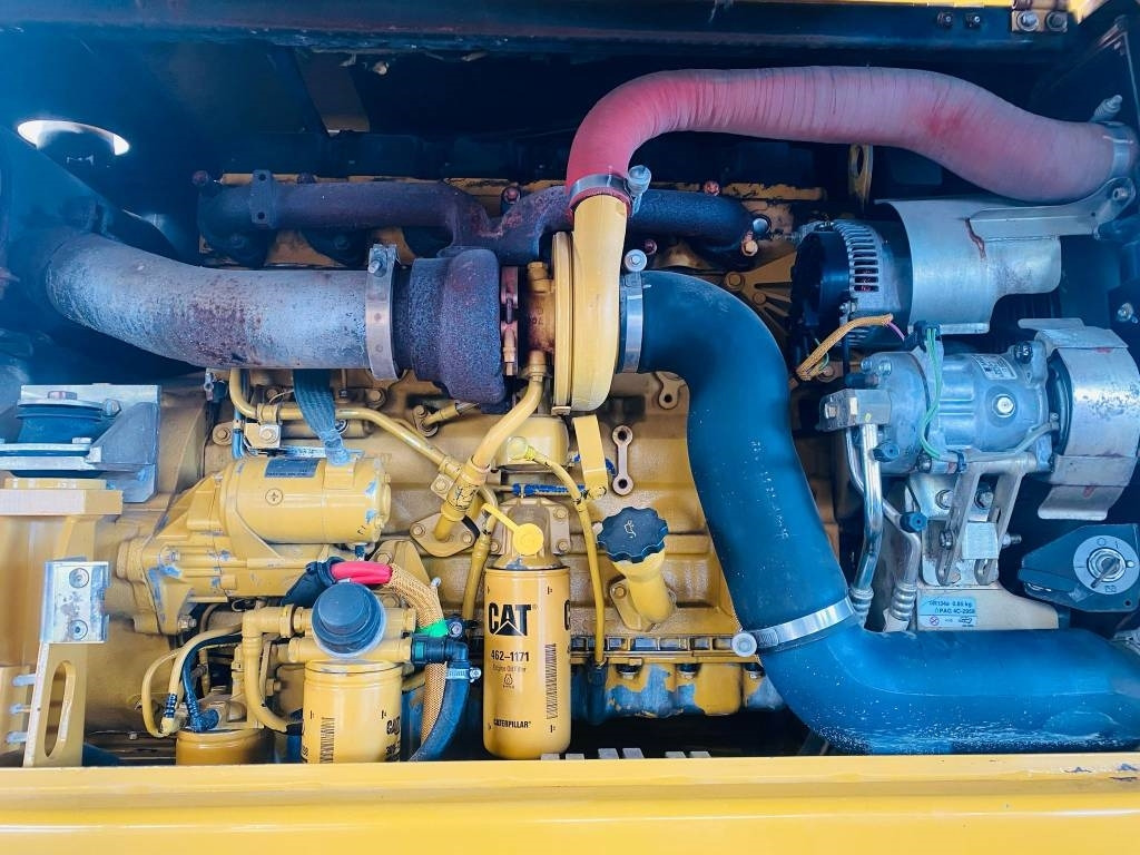 Leasing CAT M 318 D  CAT M 318 D: gambar 9