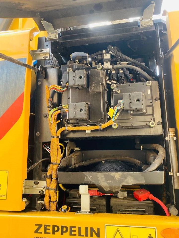 Mesin pengisi CAT mh3024: gambar 9
