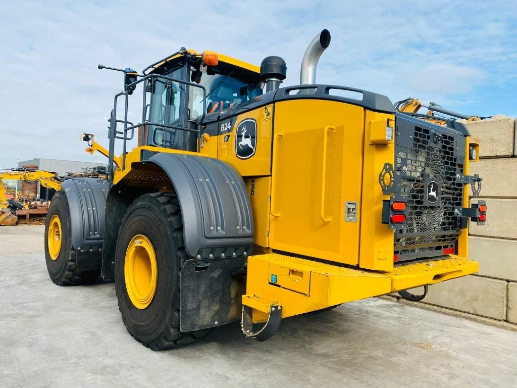 John Deere 824p - Wheel loader: gambar 5 John Deere 824p - Wheel loader: gambar 5