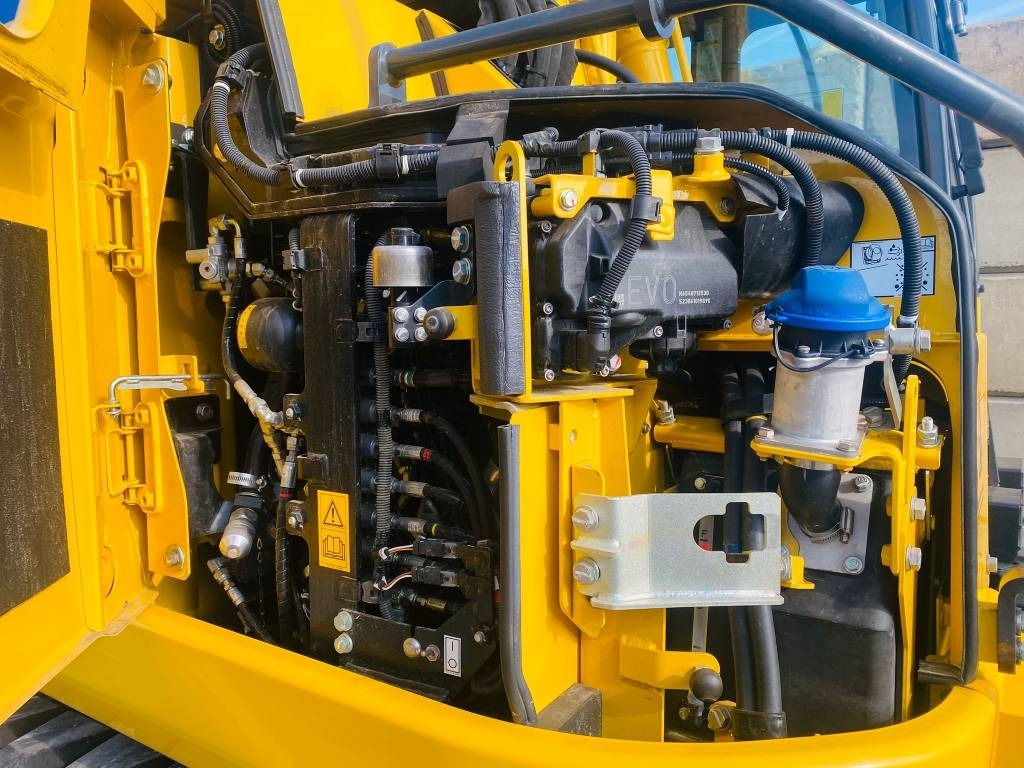 Ekskavator perayap Komatsu pc138us-11eo: gambar 9