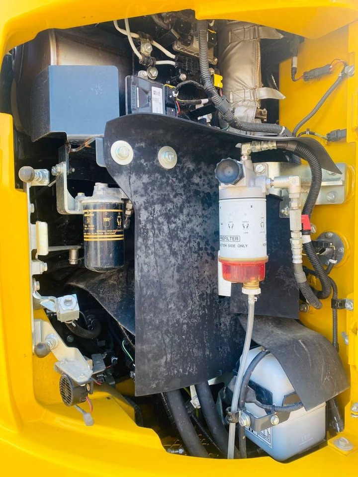 Ekskavator perayap Komatsu pc138us-11eo: gambar 11