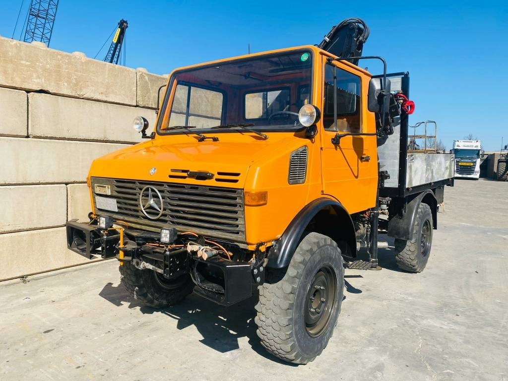 Mercedes-Benz u1000 - Truk derek: gambar 5 Mercedes-Benz u1000 - Truk derek: gambar 5