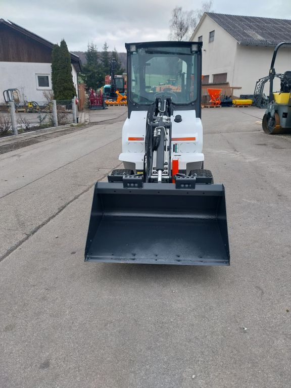 Bobcat L 28 - Wheel loader: gambar 3 Bobcat L 28 - Wheel loader: gambar 3