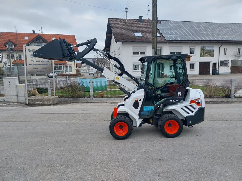 Bobcat L 28 - Wheel loader: gambar 1 Bobcat L 28 - Wheel loader: gambar 1