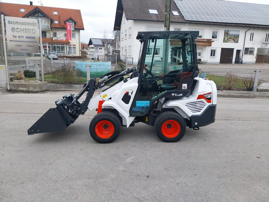 Bobcat L 28 - Wheel loader: gambar 2 Bobcat L 28 - Wheel loader: gambar 2