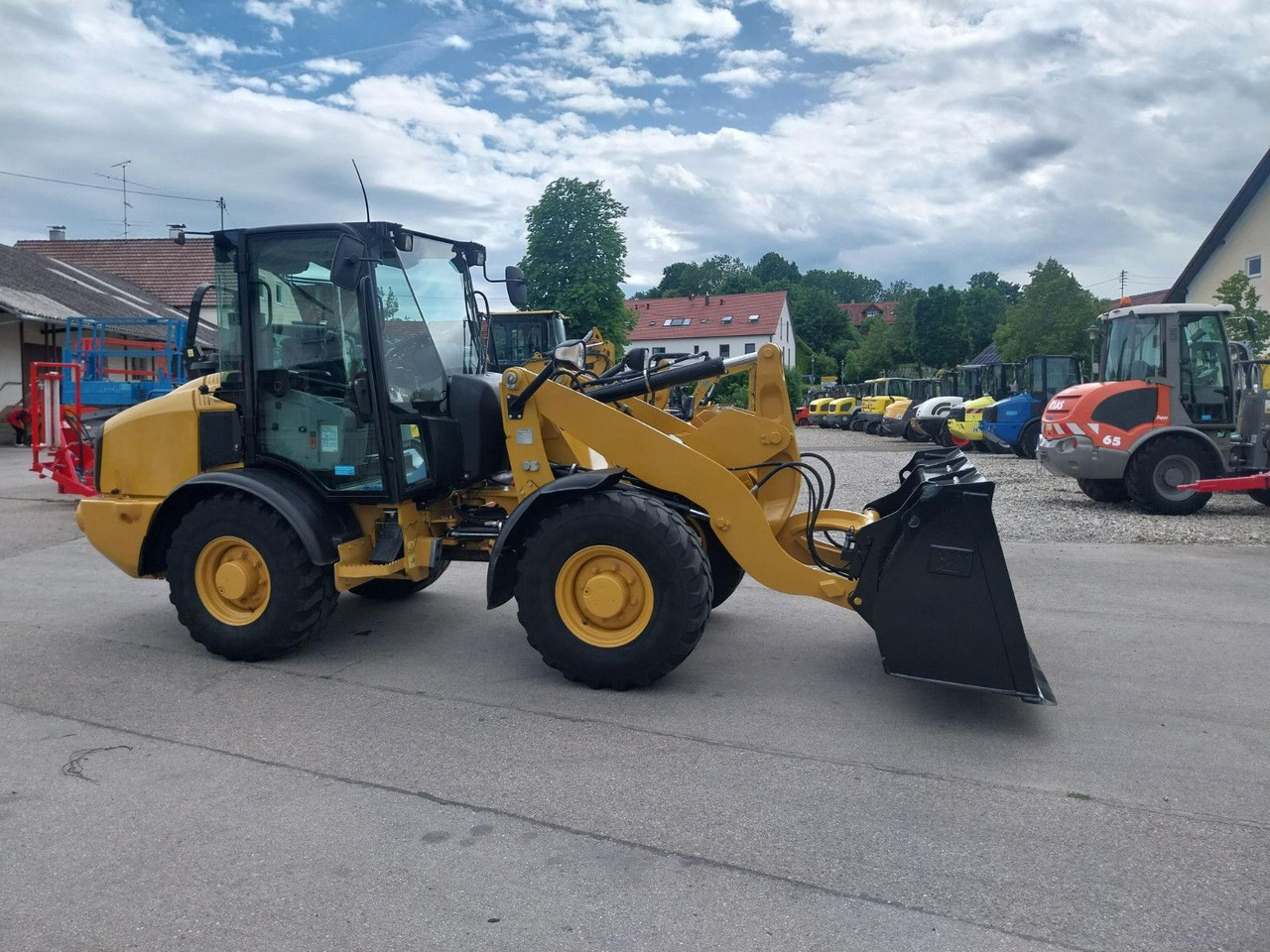 CAT 906H - Wheel loader: gambar 3 CAT 906H - Wheel loader: gambar 3