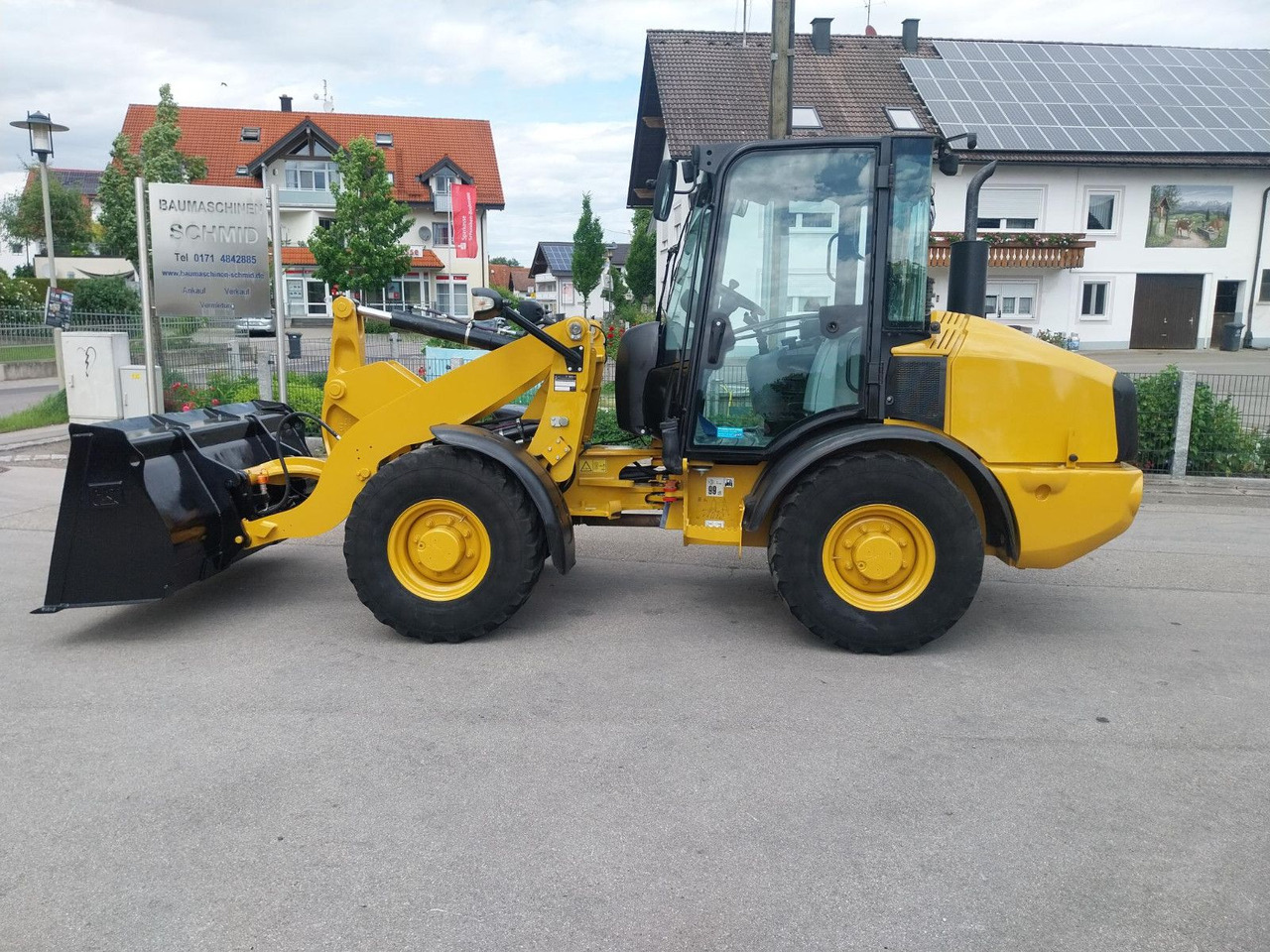 CAT 906H - Wheel loader: gambar 1 CAT 906H - Wheel loader: gambar 1