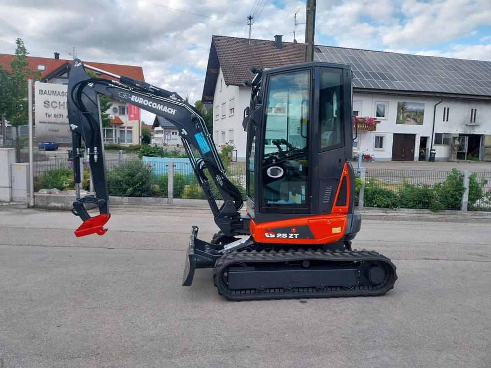 Eurocomach 25 Minibagger Kubota Bagger Kettenbagger - Ekskavator mini: gambar 1 Eurocomach 25 Minibagger Kubota Bagger Kettenbagger - Ekskavator mini: gambar 1