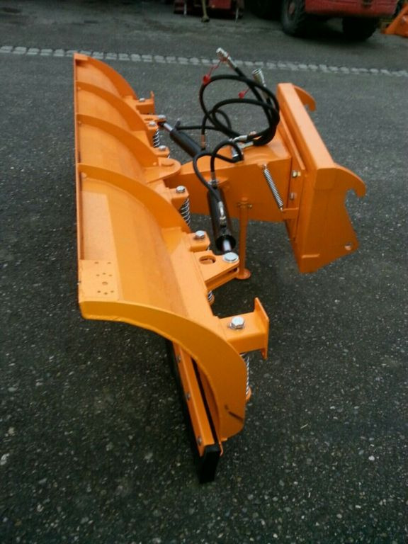 Kramer Schneeschild 2,6m 750, 5075, 850, 950, 1150 - Bajak salju untuk Kendaraan Kota/ Khusus: gambar 5 Kramer Schneeschild 2,6m 750, 5075, 850, 950, 1150 - Bajak salju untuk Kendaraan Kota/ Khusus: gambar 5
