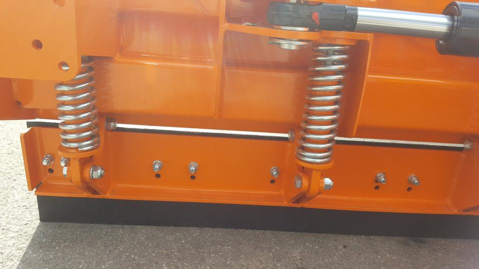 Schneeschild Samasz Vario Schneepflug Cat Schlepper Radlader - Bajak salju: gambar 5 Schneeschild Samasz Vario Schneepflug Cat Schlepper Radlader - Bajak salju: gambar 5