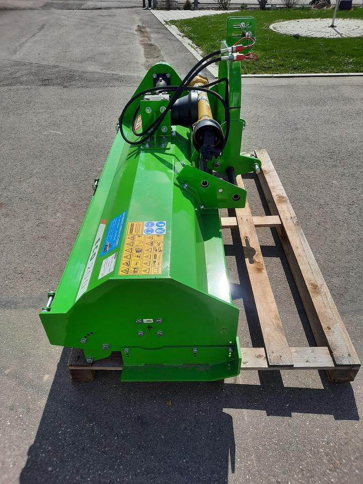 Neue Mulcher, Schlegelmulcher Talex Eco 1,00-2,20m verfügbar - Mesin pemotong chopper: gambar 4 Neue Mulcher, Schlegelmulcher Talex Eco 1,00-2,20m verfügbar - Mesin pemotong chopper: gambar 4