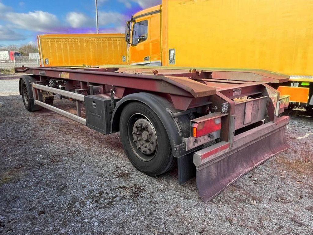 Hüffermann 2-achs Abrollanhänger HAR 18.70 Containeranhänge - Trailer lewati: gambar 3 Hüffermann 2-achs Abrollanhänger HAR 18.70 Containeranhänge - Trailer lewati: gambar 3