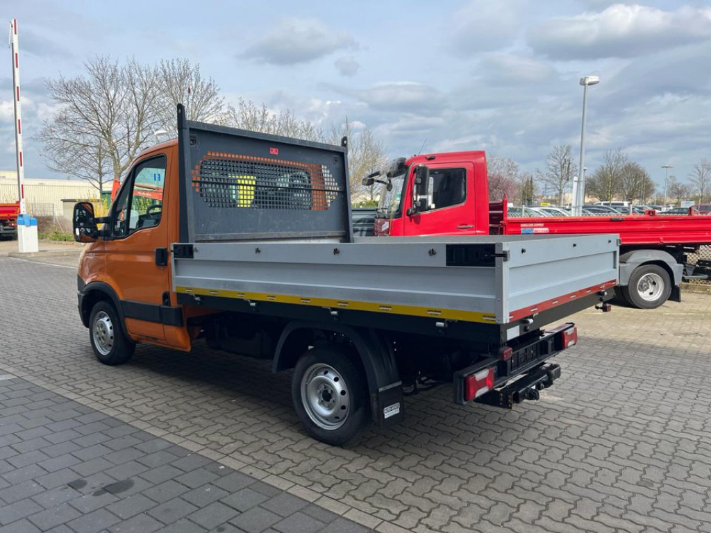 IVECO(I) Daily 29L13 Pritsche - Van flatbed: gambar 3 IVECO(I) Daily 29L13 Pritsche - Van flatbed: gambar 3