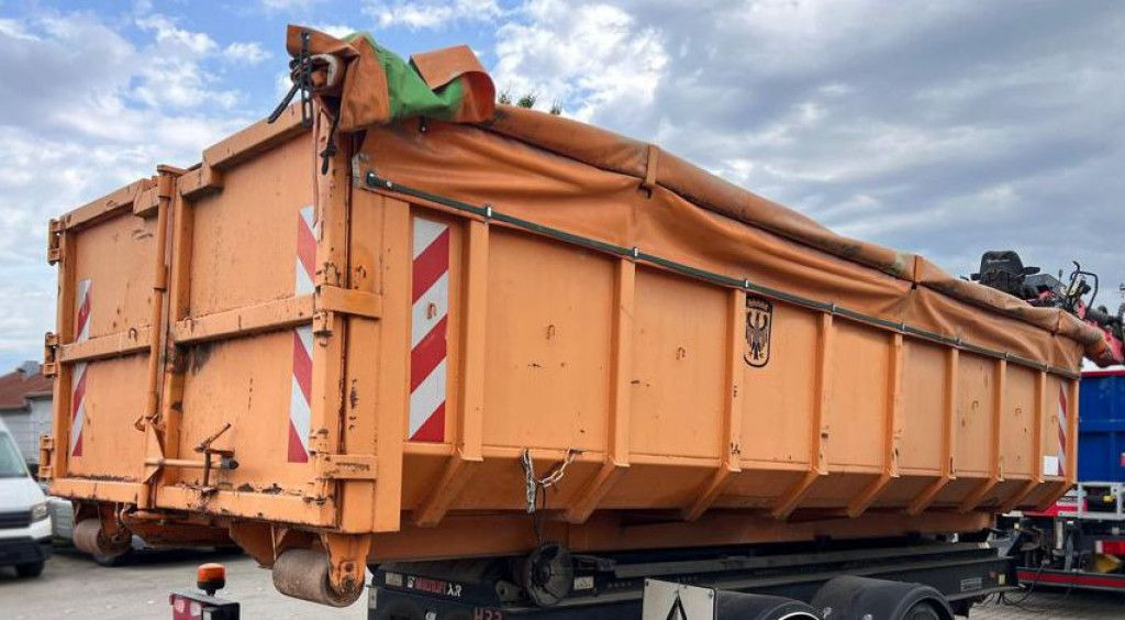 - Hook lift: gambar 1 - Hook lift: gambar 1