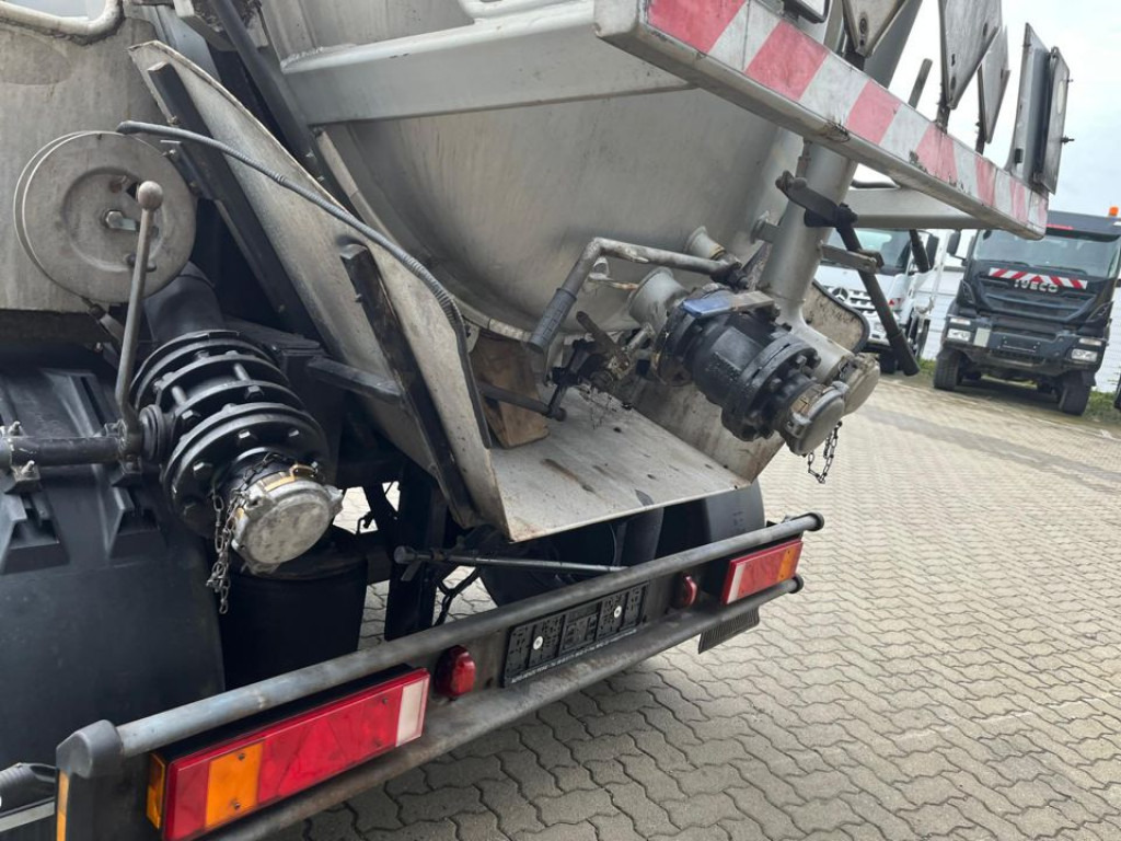 KRONE BDF-Anhänger AZW 18 Tankanhänger Bj-2011 Saug+Druck - Trailer tangki: gambar 2 KRONE BDF-Anhänger AZW 18 Tankanhänger Bj-2011 Saug+Druck - Trailer tangki: gambar 2