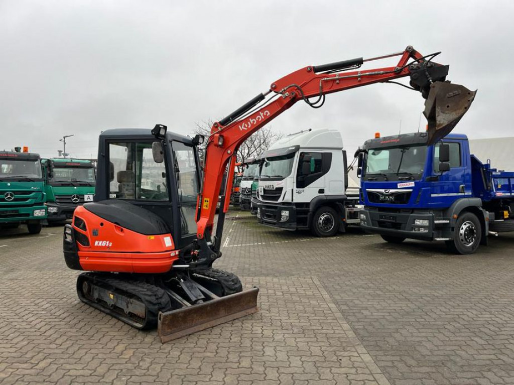 KUBOTA Minibagger KX 61 Minibagger 2245h, incl. Grabn+Tieflöffel - Ekskavator mini: gambar 1 KUBOTA Minibagger KX 61 Minibagger 2245h, incl. Grabn+Tieflöffel - Ekskavator mini: gambar 1