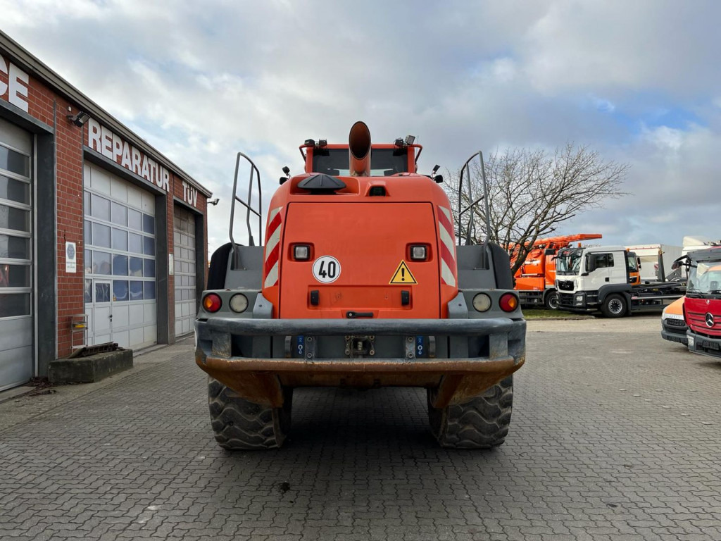 LIEBHERR LIEBHERR Radlader Radlader L 566 - Wheel loader: gambar 4 LIEBHERR LIEBHERR Radlader Radlader L 566 - Wheel loader: gambar 4