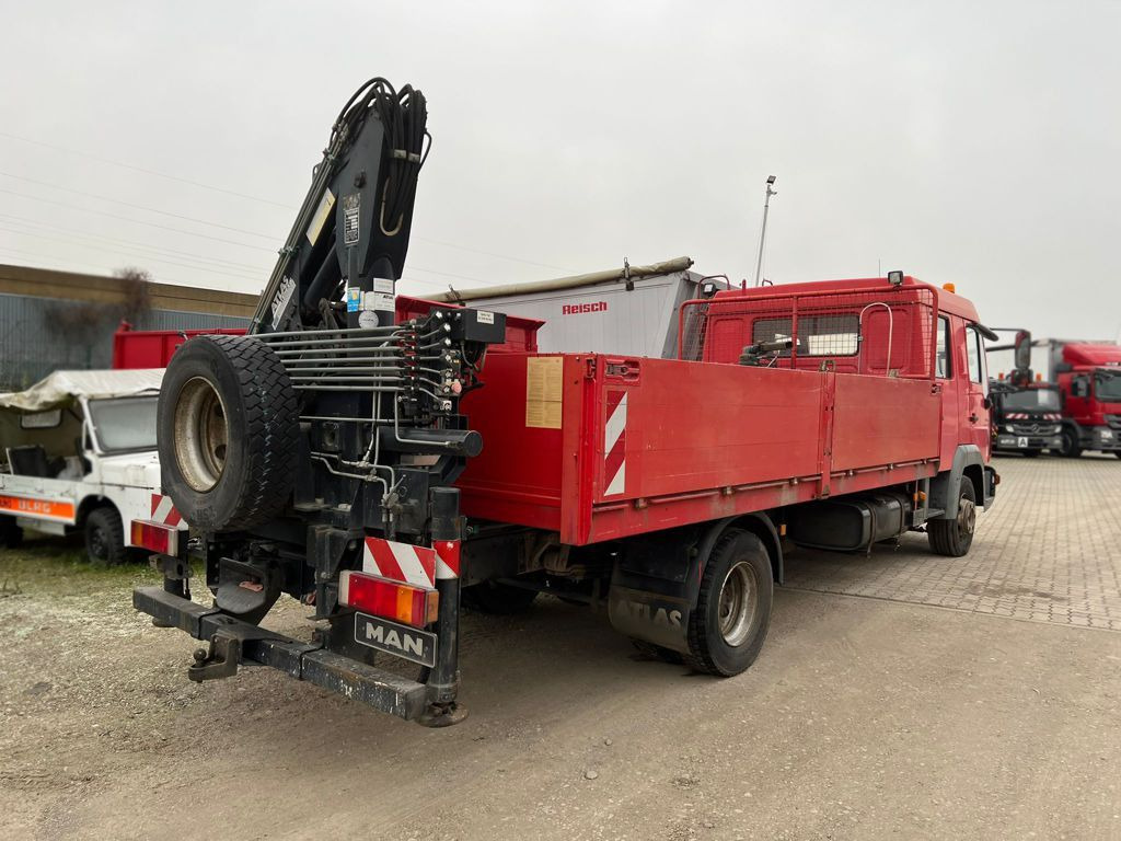 MAN LE 12.225 LC Pritsche Heckkran 6 Zylinder Doka T - Truk derek, Truk flatbed: gambar 3 MAN LE 12.225 LC Pritsche Heckkran 6 Zylinder Doka T - Truk derek, Truk flatbed: gambar 3