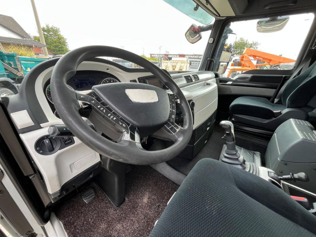 MAN MAN TG-X Pritsche Heckkran 26.440 6x4 Hiab XS 166 - Truk flatbed, Truk derek: gambar 5 MAN MAN TG-X Pritsche Heckkran 26.440 6x4 Hiab XS 166 - Truk flatbed, Truk derek: gambar 5