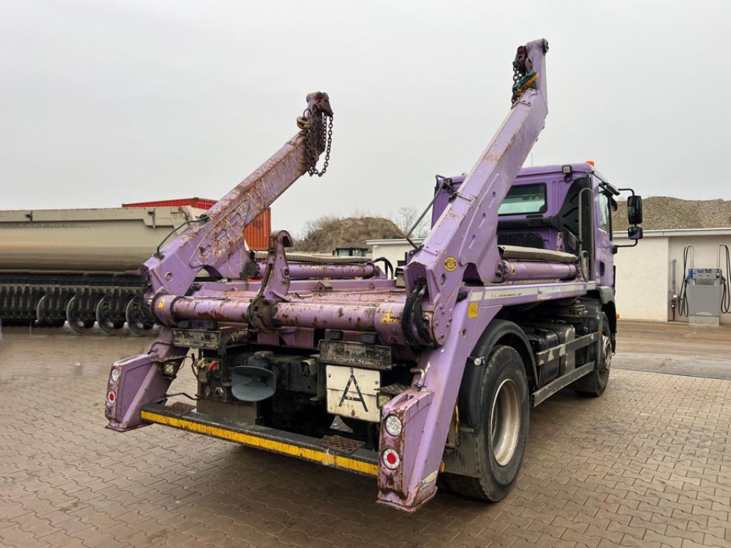 MAN TG-M Absetzkipper 18.340 4x2 Meiller, Funk - Truk skip loader: gambar 4 MAN TG-M Absetzkipper 18.340 4x2 Meiller, Funk - Truk skip loader: gambar 4