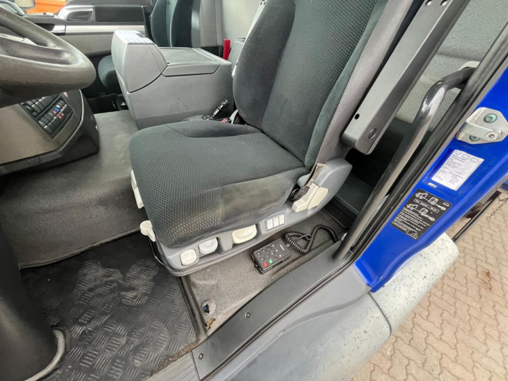 MAN TG-S 26.400 6x2 BL Absetzkipper Meiller Funk - Truk skip loader: gambar 3 MAN TG-S 26.400 6x2 BL Absetzkipper Meiller Funk - Truk skip loader: gambar 3