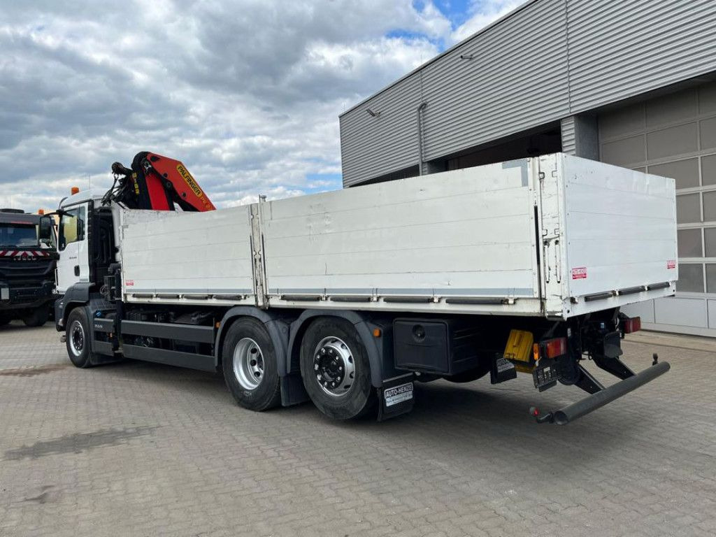 MAN TG-S 26.420 6x2 BL Pritsche Kran Palf. PK 22002+ - Truk flatbed, Truk derek: gambar 4 MAN TG-S 26.420 6x2 BL Pritsche Kran Palf. PK 22002+ - Truk flatbed, Truk derek: gambar 4