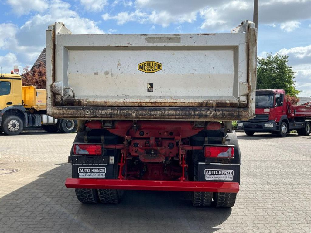 MAN TG-S 26.440 6x4 BB 3-Achs Kipper MeillerSchalter MAN TG-S 26.440 6x4 BB 3-Achs Kipper MeillerSchalter - Truk jungkit: gambar 4 MAN TG-S 26.440 6x4 BB 3-Achs Kipper MeillerSchalter MAN TG-S 26.440 6x4 BB 3-Achs Kipper MeillerSchalter - Truk jungkit: gambar 4